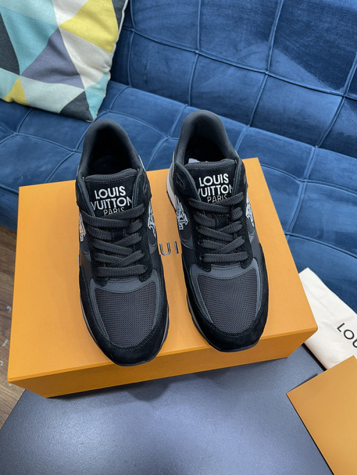 lovt sneaker