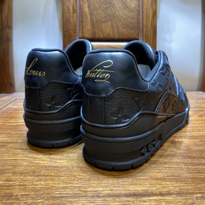 lovt sneaker