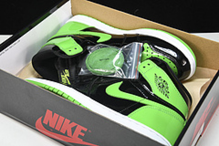 air jordan 1 retro high 555088 030