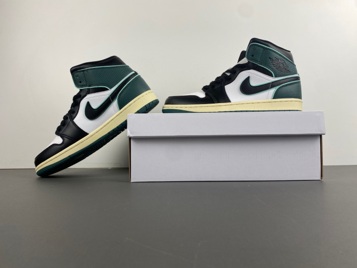 air jordan 1 mid se "legend pink" fq7818-100